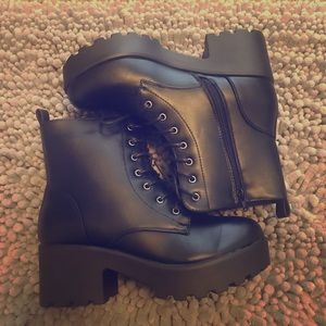Nature Breeze-Combat Boots